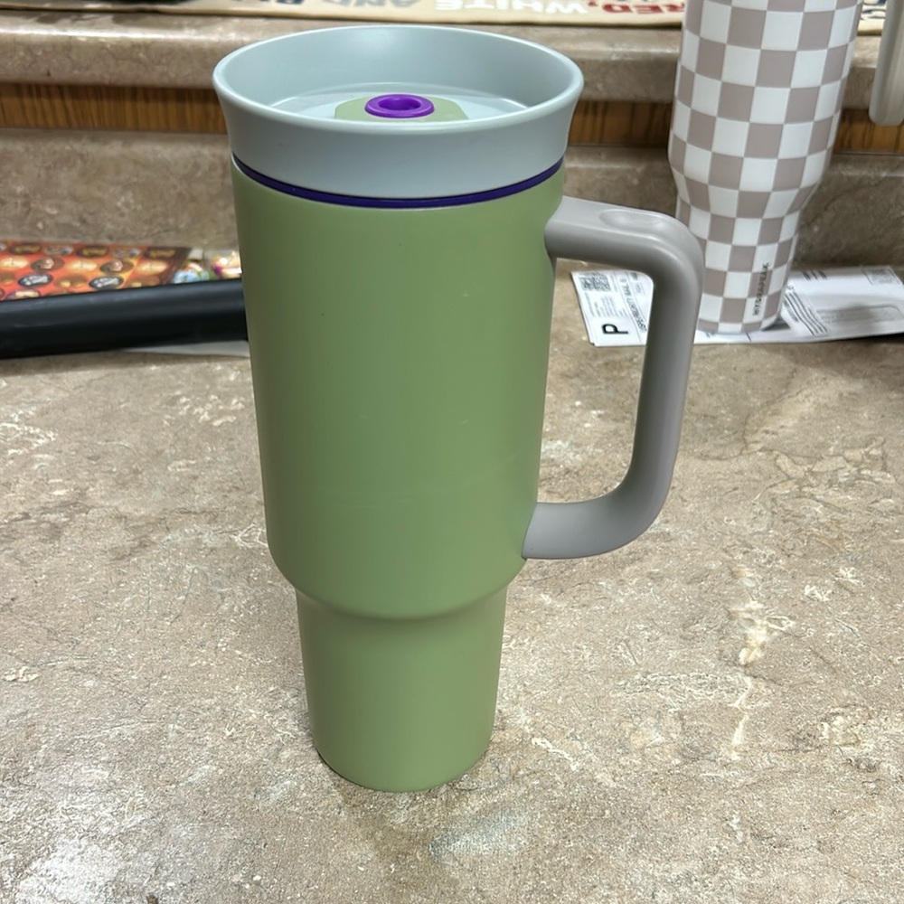 Owala 40oz tumbler